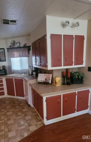 4304 Sabal Court, Bakersfield, CA 93301