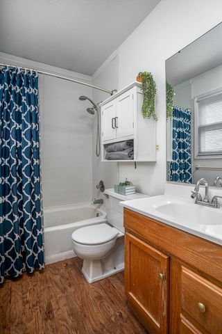 4318 18th Street, Bettendorf, IA 52722