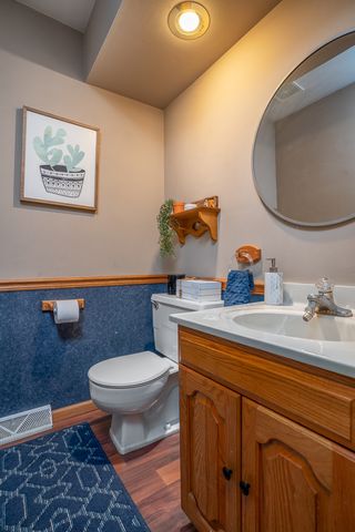 4318 18th Street, Bettendorf, IA 52722