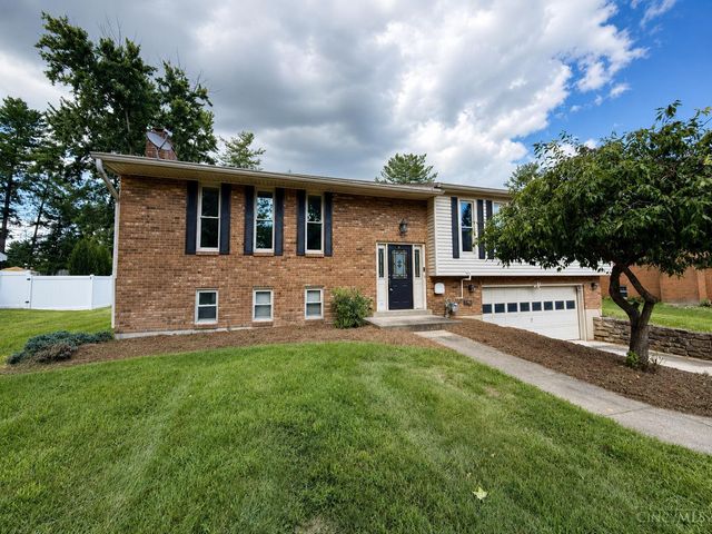 8354 Shadowpoint Court, Montgomery, OH 45242