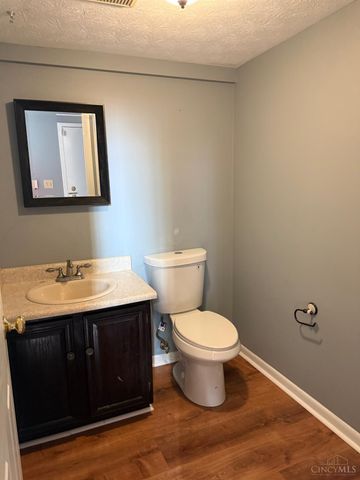 8354 Shadowpoint Court, Montgomery, OH 45242