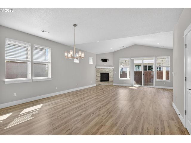 6909 Ne 72ND Way, Vancouver, WA 98661