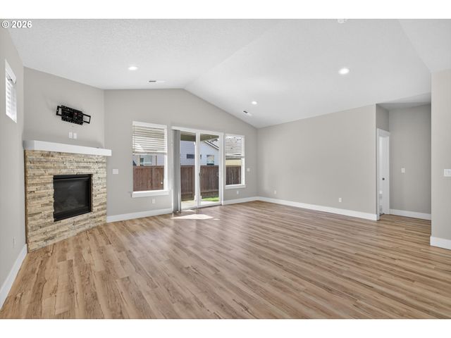 6909 Ne 72ND Way, Vancouver, WA 98661