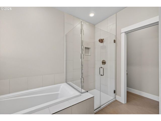 6909 Ne 72ND Way, Vancouver, WA 98661