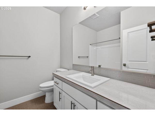 6909 Ne 72ND Way, Vancouver, WA 98661