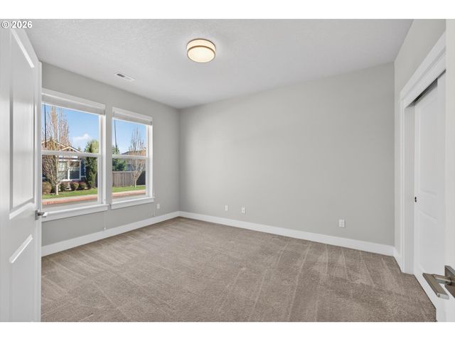 6909 Ne 72ND Way, Vancouver, WA 98661