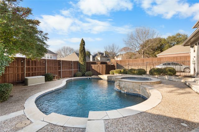 4405 Courtney Lane, Richardson, TX 75082