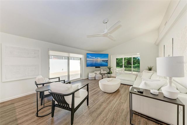 6416 WOOD OWL CIRCLE, Bradenton, FL 34210