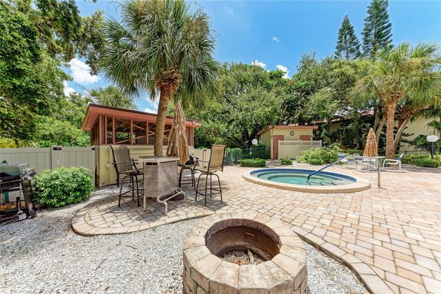 6416 WOOD OWL CIRCLE, Bradenton, FL 34210