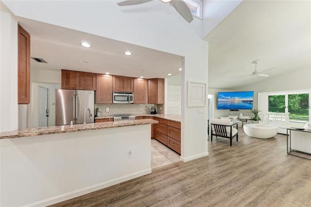 6416 WOOD OWL CIRCLE, Bradenton, FL 34210