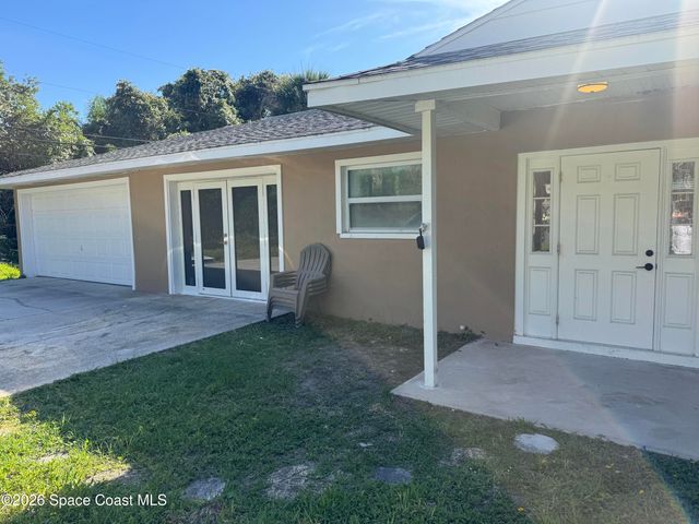 215 Pelican Drive, Melbourne Beach, FL 32951