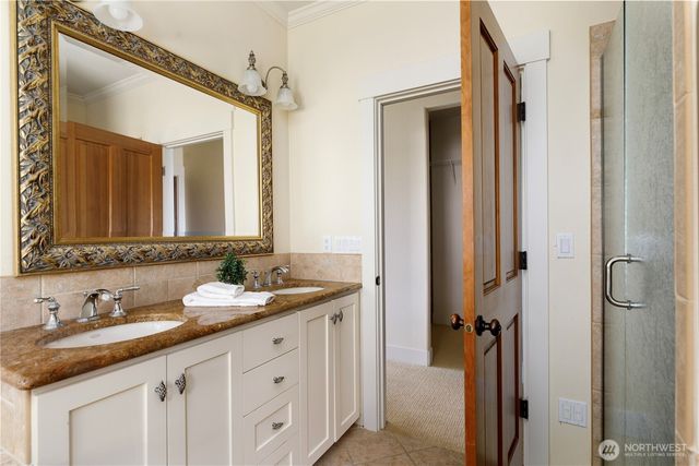 1202 NE Burnham Place, Coupeville, WA 98239