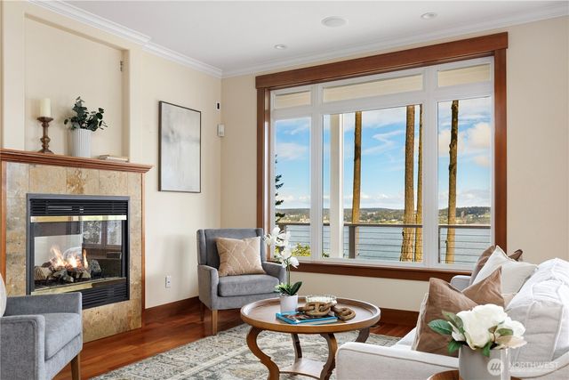 1202 NE Burnham Place, Coupeville, WA 98239