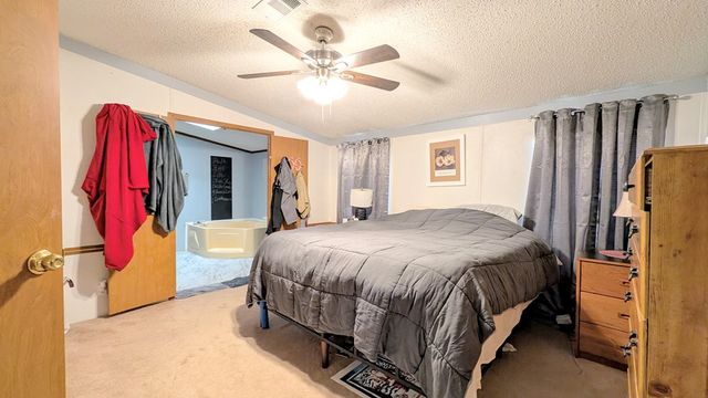 701 Knob Hill Cir, Dothan, AL 36301