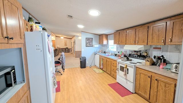 701 Knob Hill Cir, Dothan, AL 36301