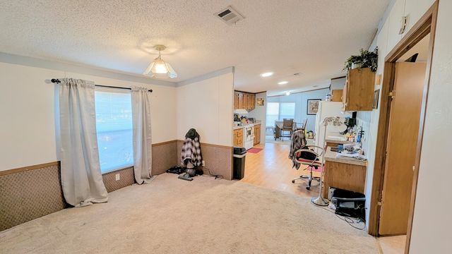 701 Knob Hill Cir, Dothan, AL 36301