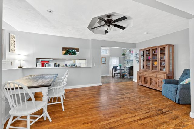 17 E Oak Street, Canal Winchester, OH 43110