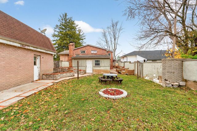 17 E Oak Street, Canal Winchester, OH 43110