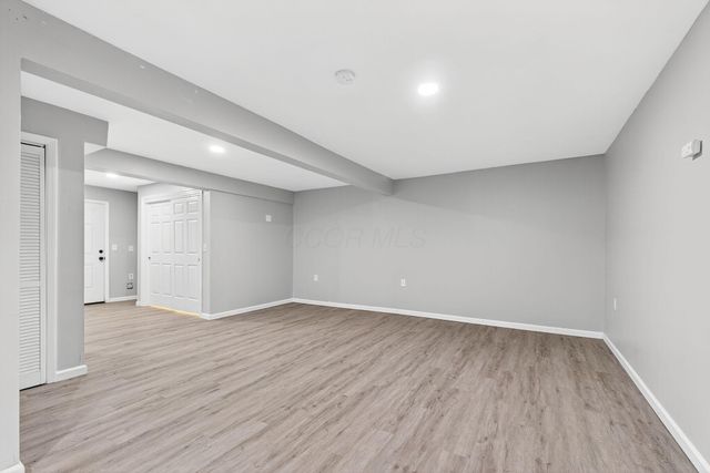 17 E Oak Street, Canal Winchester, OH 43110