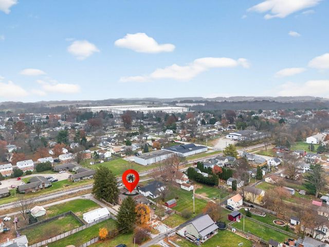 17 E Oak Street, Canal Winchester, OH 43110