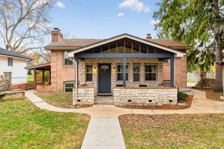 17 E Oak Street, Canal Winchester, OH 43110