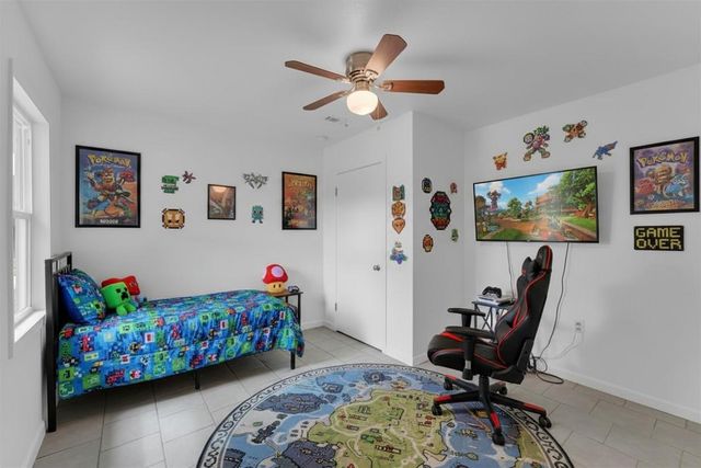 1002 S Pierce ST, Burnet, TX 78611