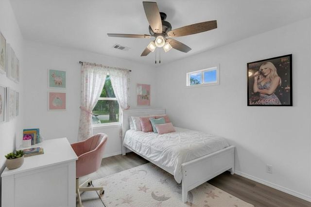1002 S Pierce ST, Burnet, TX 78611