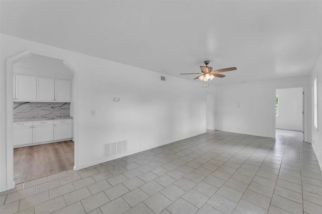 1002 S Pierce ST, Burnet, TX 78611