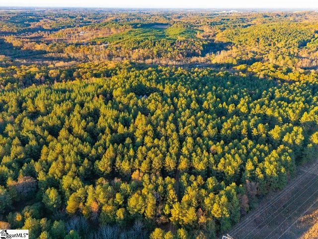 1907 Mountain Creek Church Road, Starr, SC 29684