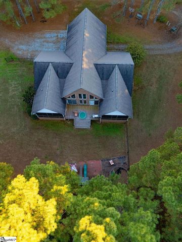 1907 Mountain Creek Church Road, Starr, SC 29684