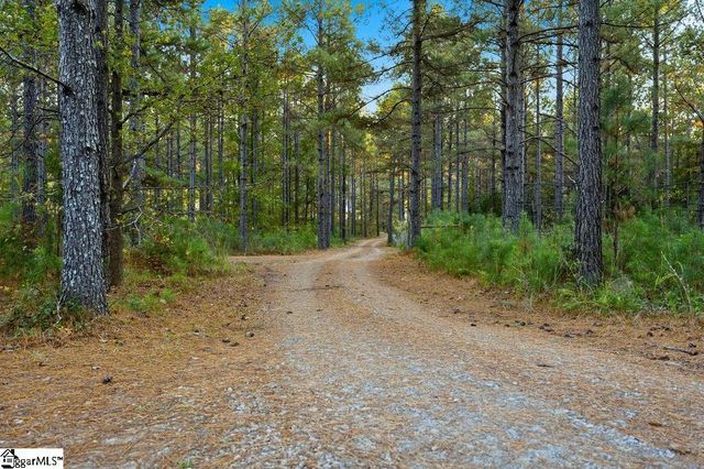 1907 Mountain Creek Church Road, Starr, SC 29684