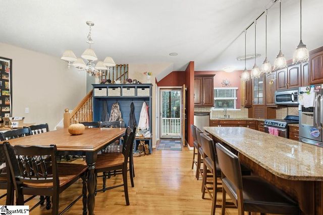 1907 Mountain Creek Church Road, Starr, SC 29684