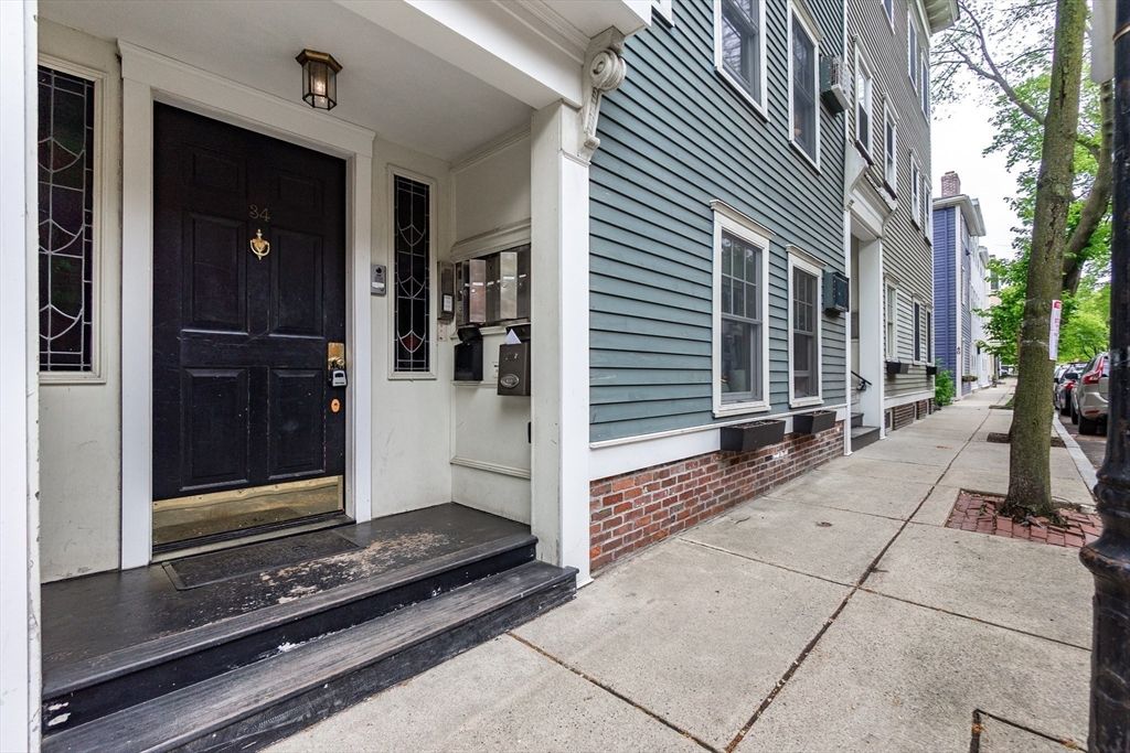 34 Washington St 1A, Boston, MA 02129