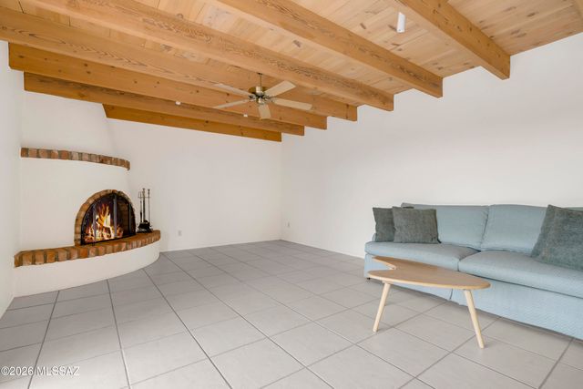 3951 N Four Winds Drive, Tucson, AZ 85750