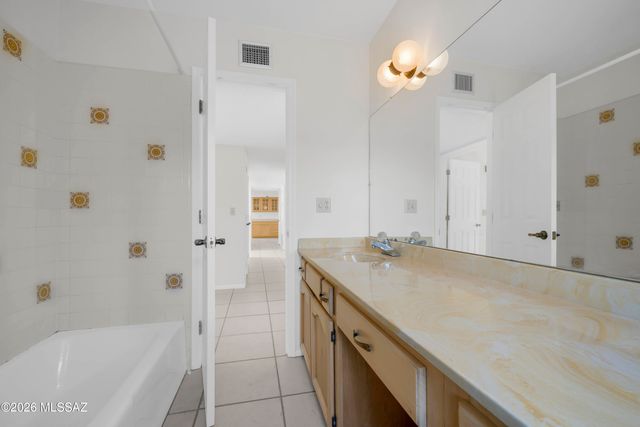 3951 N Four Winds Drive, Tucson, AZ 85750