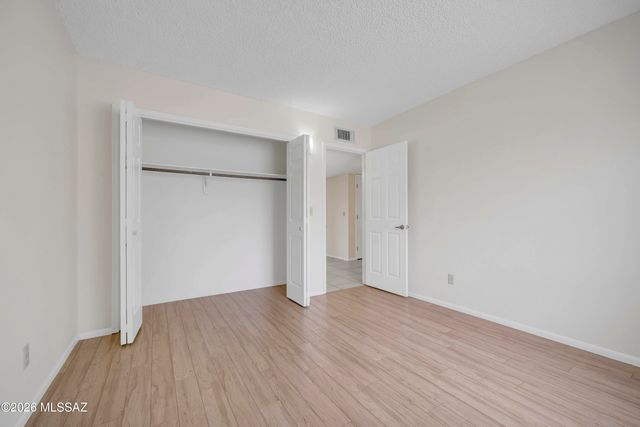 3951 N Four Winds Drive, Tucson, AZ 85750