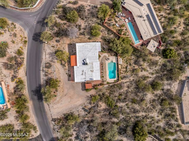 3951 N Four Winds Drive, Tucson, AZ 85750