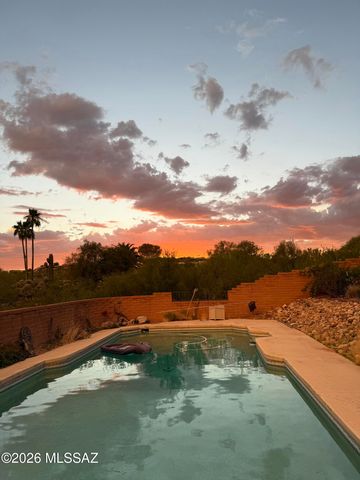 3951 N Four Winds Drive, Tucson, AZ 85750