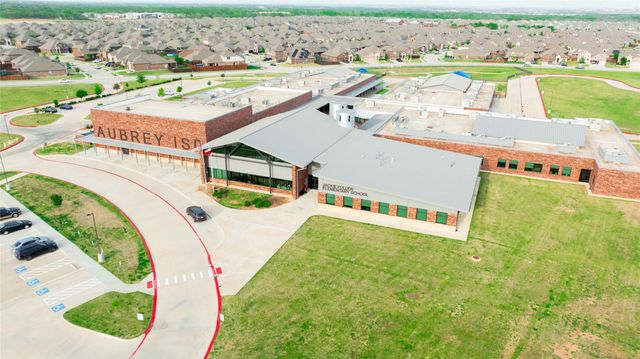 9820 Elk Falls Lane, Aubrey, TX 76227