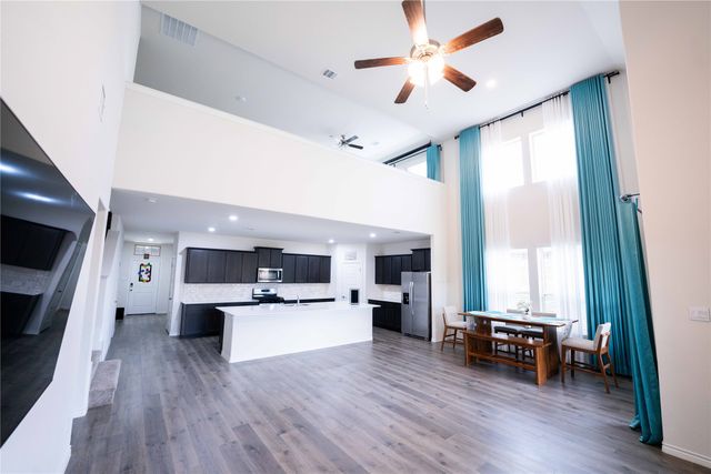 9820 Elk Falls Lane, Aubrey, TX 76227