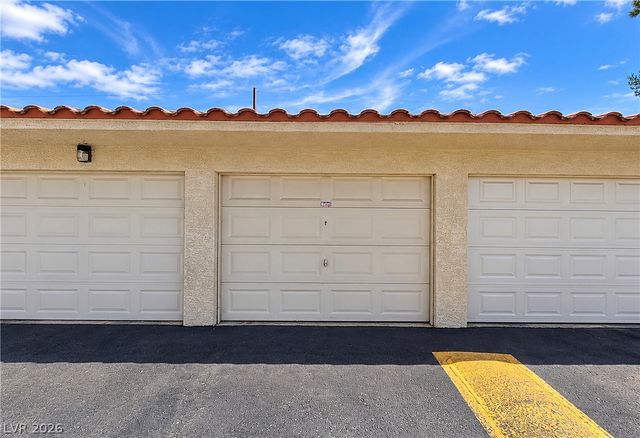 920 North Sloan Lane 202, Las Vegas, NV 89110