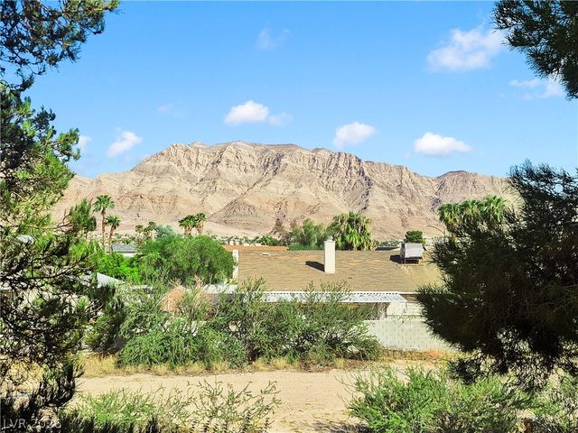920 North Sloan Lane 202, Las Vegas, NV 89110
