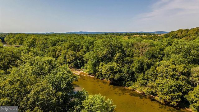 5707 HAWK RIDGE RD, Frederick, MD 21704