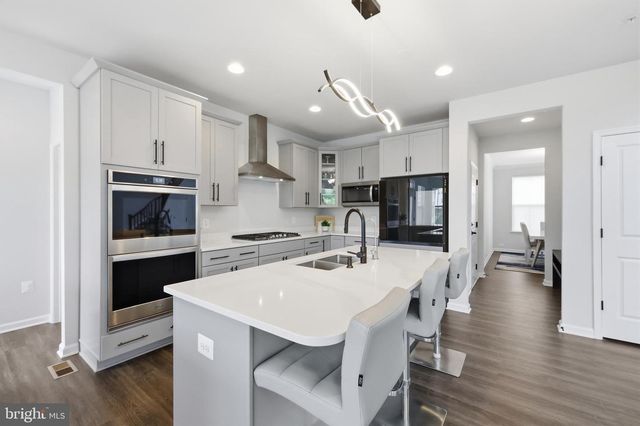 5707 HAWK RIDGE RD, Frederick, MD 21704