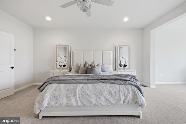 5707 HAWK RIDGE RD, Frederick, MD 21704