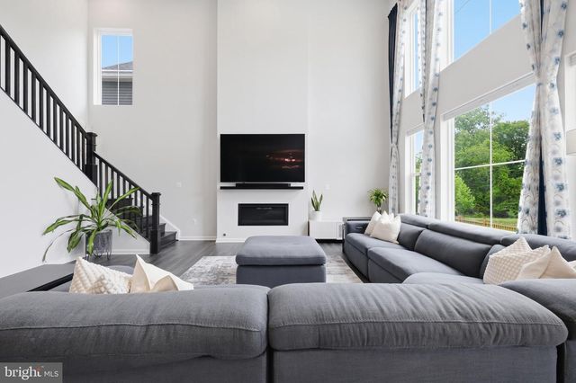 5707 HAWK RIDGE RD, Frederick, MD 21704