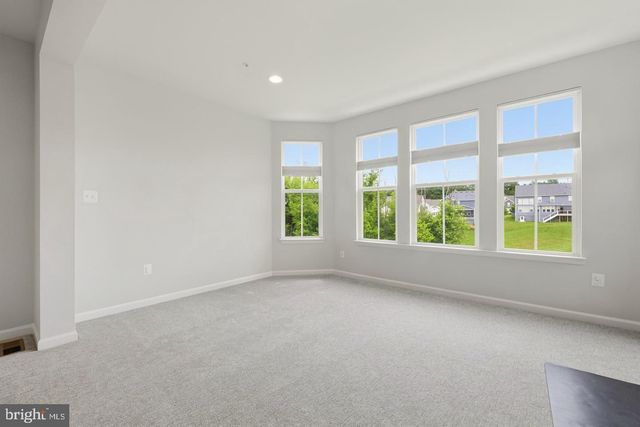 5707 HAWK RIDGE RD, Frederick, MD 21704