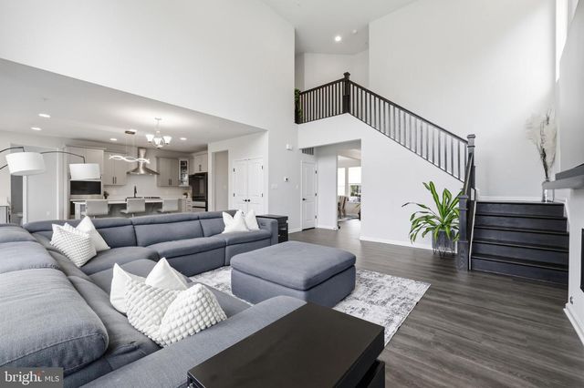 5707 HAWK RIDGE RD, Frederick, MD 21704