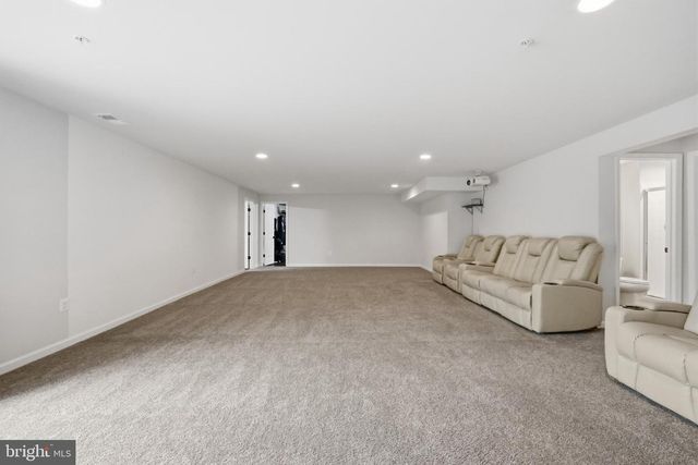 5707 HAWK RIDGE RD, Frederick, MD 21704