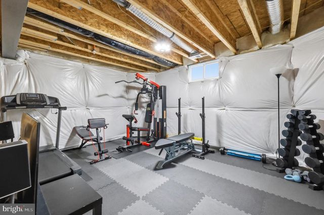 5707 HAWK RIDGE RD, Frederick, MD 21704